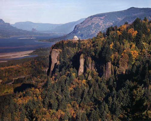 View from Women's Forum State Parkat the mouth of the Columbia River Gorge