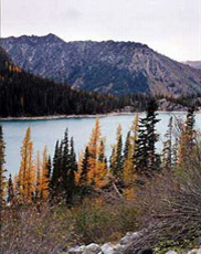 Panoramic view of Colchuck Lake in the Alpine Lakes Wilderness on the Enchantment Lakes Loop Trail