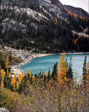 Panoramic view of Colchuck Lake in the Alpine Lakes Wilderness on the Enchantment Lakes Loop Trail